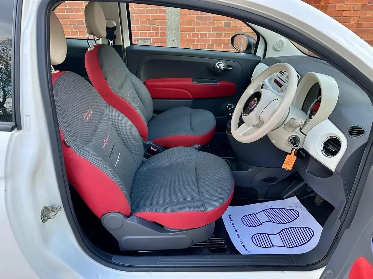 Used Fiat 500 Pop 69 HP (50 kW) 2015 White Hatchback