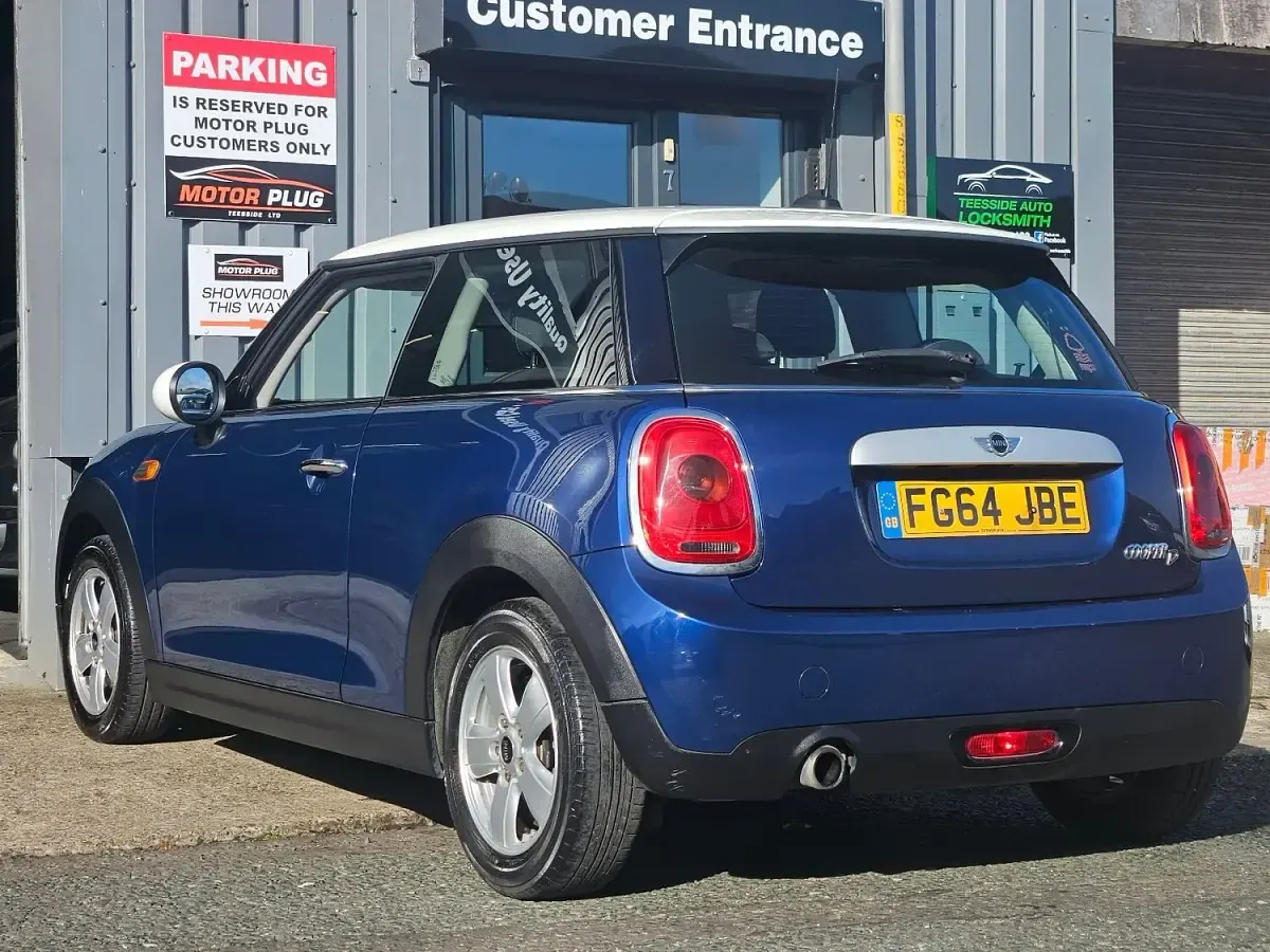 Used Mini Cooper D Hatch 116 HP (85 kW) 2014 Blue Hatchback