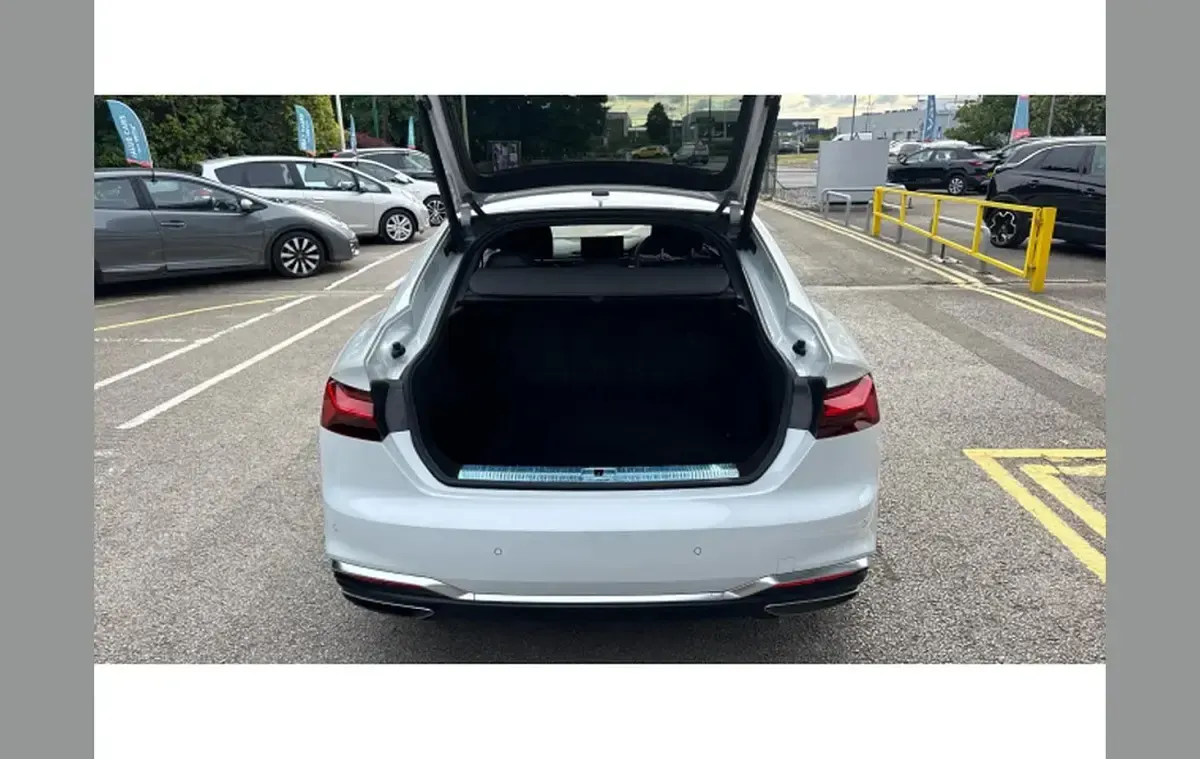 Used Audi A5 S-Line 161 HP (118 kW) 2023 White Coupe