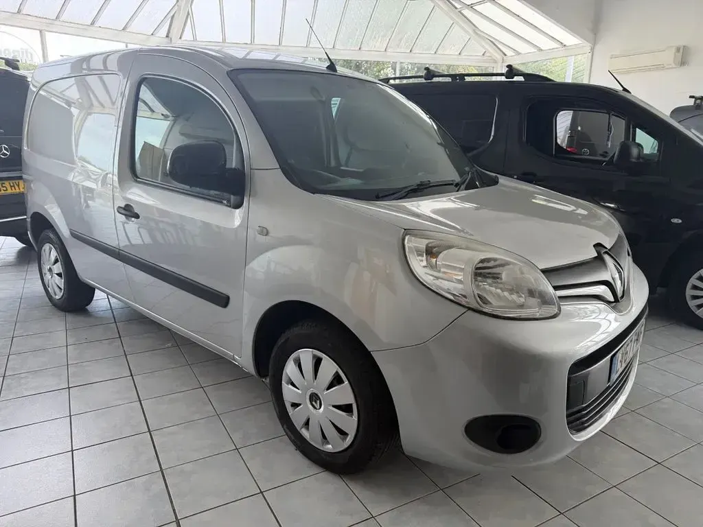 Used Renault Kangoo Business 90 HP (66 kW) 2017 Grey MPV