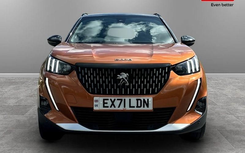 Begagnad Peugeot 2008 Premium 155 HK (114 kW) 2022 SUV