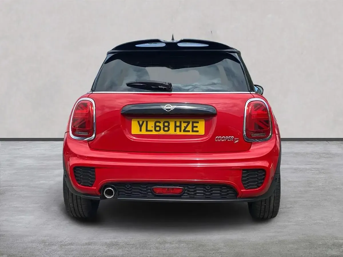 Used Mini Cooper D Hatch 2018 Red Hatchback