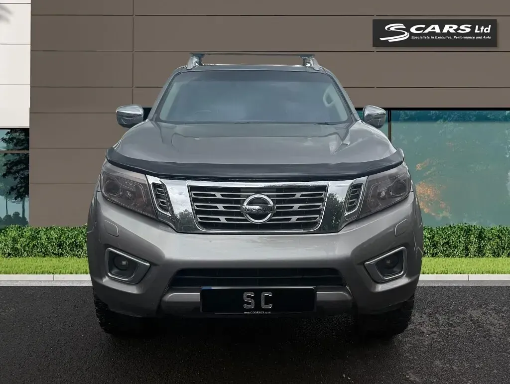 Used Nissan Navara Tekna 2017 Grey Pickup