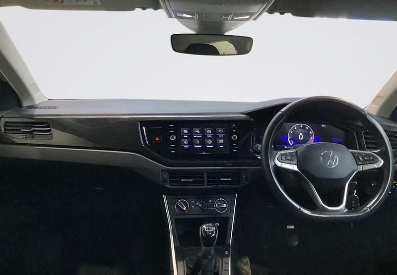 Begagnad VW Polo S 95 HK (69 kW) 2023 Grå Halvkombi