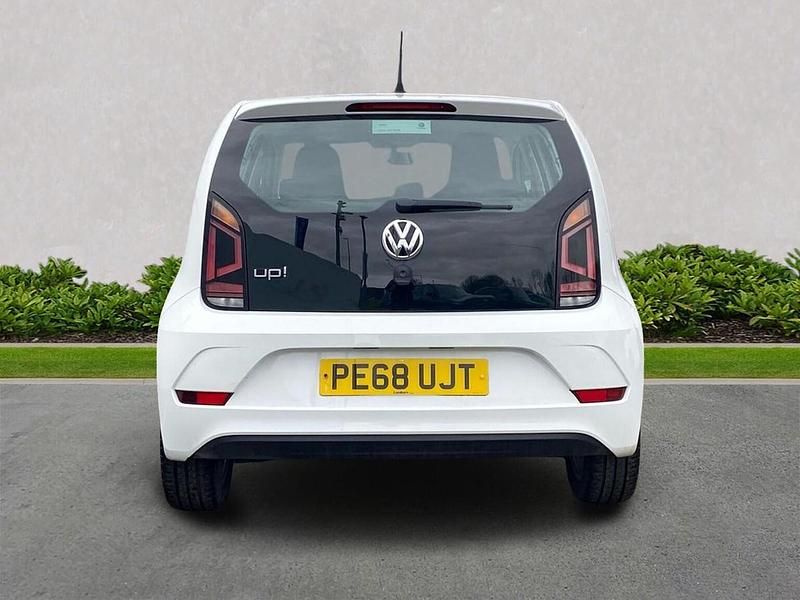Used VW up! move up! 60 HP (44 kW) 2018 White Hatchback