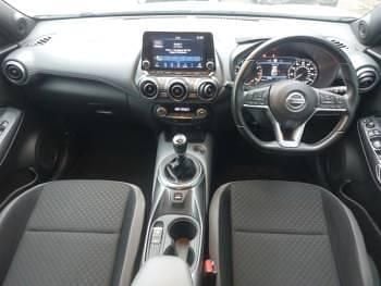 Used Nissan Juke N-Connecta 114 HP (83 kW) 2021 White SUV