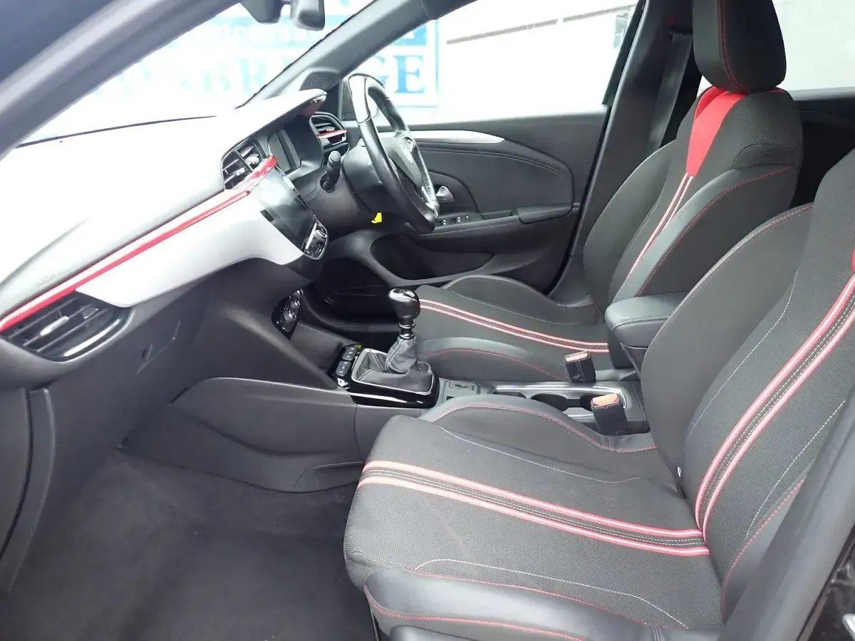 Used Vauxhall Corsa S 100 HP (73 kW) 2023 Black Hatchback