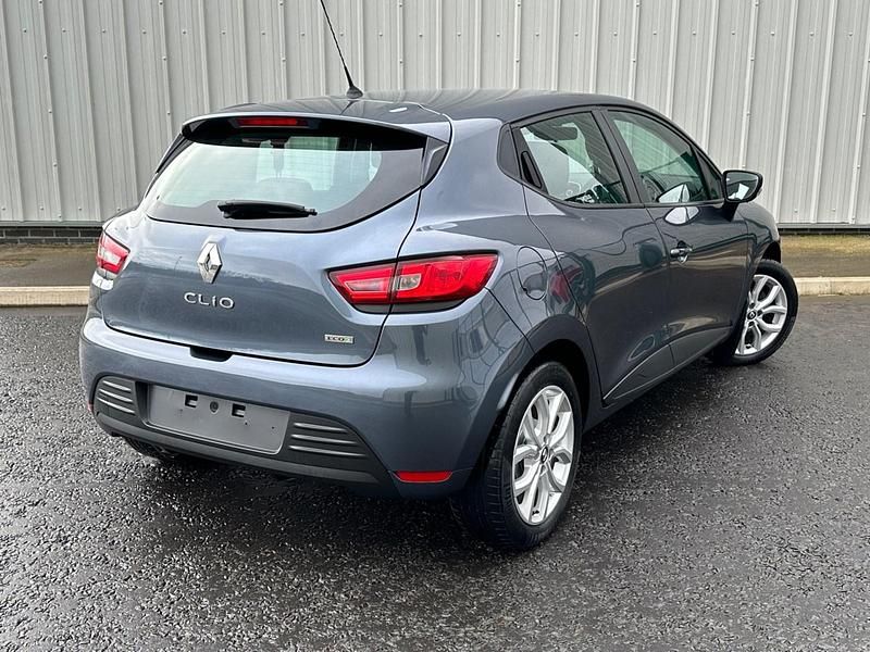 Used Renault Clio IV Play 2017 Grey Hatchback