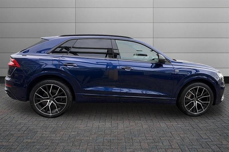 Used Audi Q8 Black Edition 340 HP (250 kW) 2022 Blue SUV
