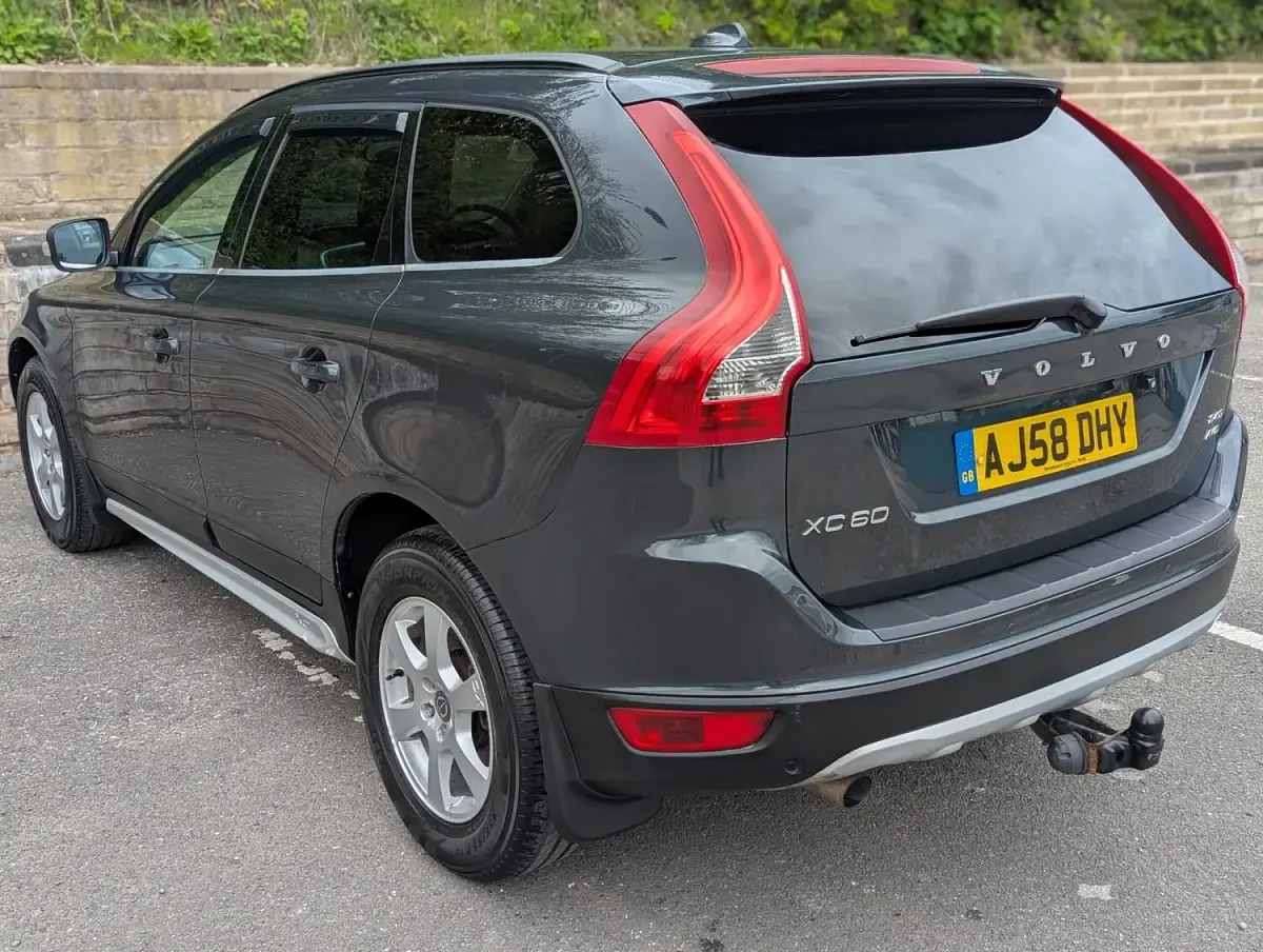 Used Volvo XC60 SE 163 HP (119 kW) 2008 Grey SUV