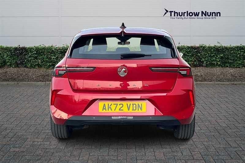 Used Vauxhall Astra Design Edition 110 HP (80 kW) 2022 Crimson red Hatchback