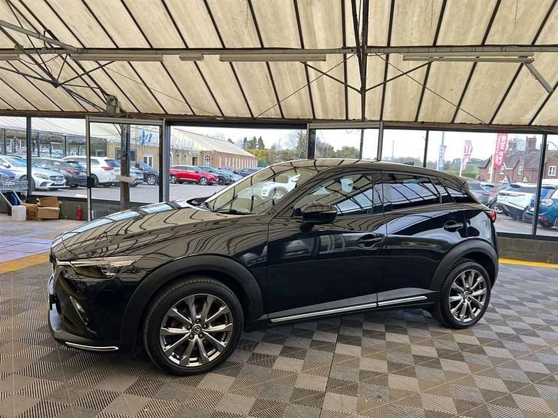 Begagnad Mazda CX-3 Inclusive 121 HK (88 kW) 2019 Svart SUV