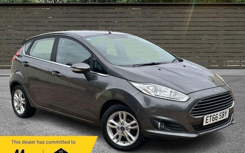 Grey Used 2017 Ford Fiesta Zetec Hatchback | £5,495 (Super price) - Image 1/4