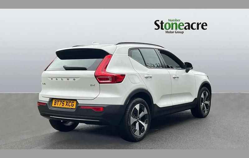 Used Volvo XC40 Plus 194 HP (142 kW) 2025 White SUV