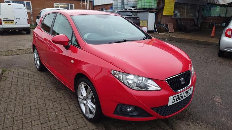 Used Seat Ibiza 2011 Red Hatchback
