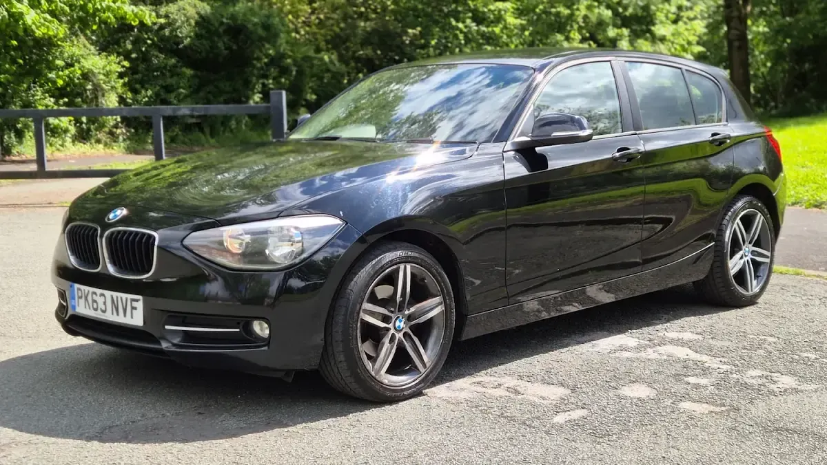 Used BMW 116 Sport Line 2013 Black Hatchback