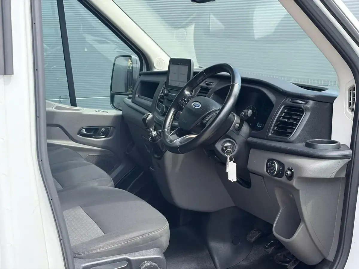 Used Ford Transit Trend 2022 White Van