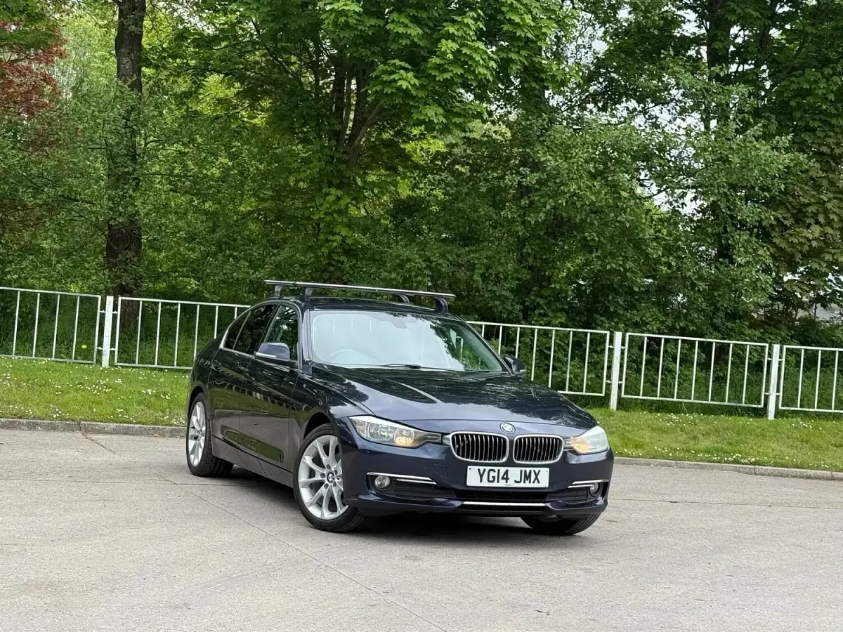 Used BMW 320 Luxury Line 2014 Blue Sedan