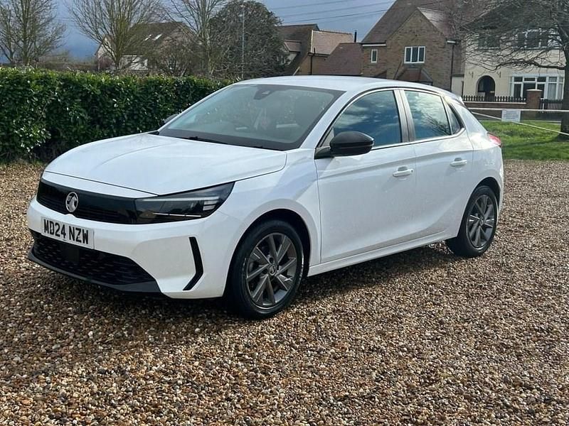 Used Vauxhall Corsa Design Edition 75 HP (55 kW) 2024 White Hatchback