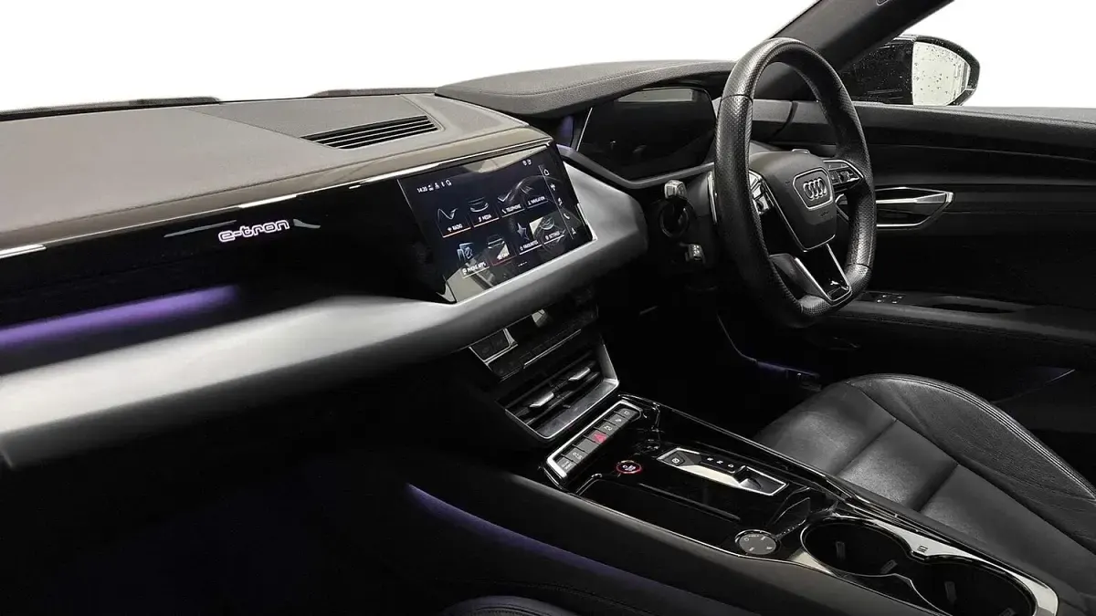 Used Audi e-tron GT quattro Comfort 389 kW (530 HP) 2023 Black Sedan