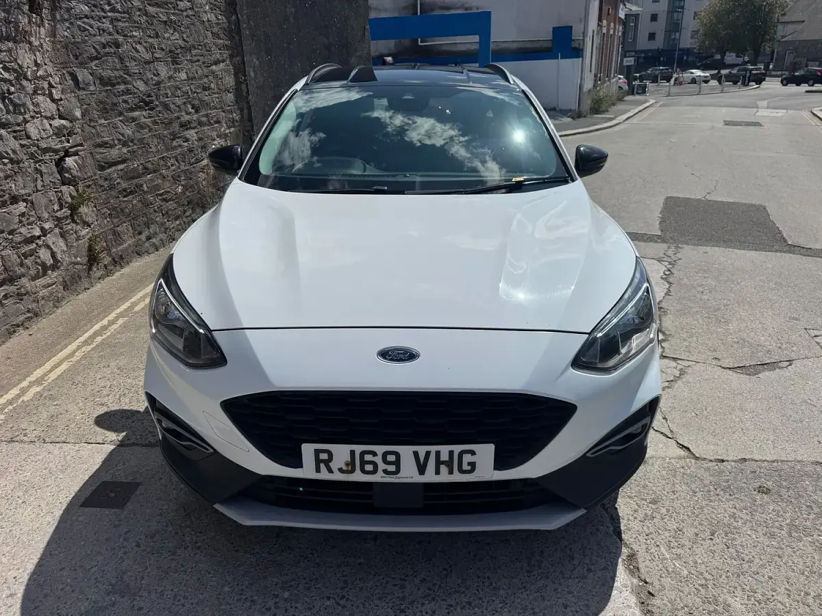 Used Ford Focus Active 2020 White Estate