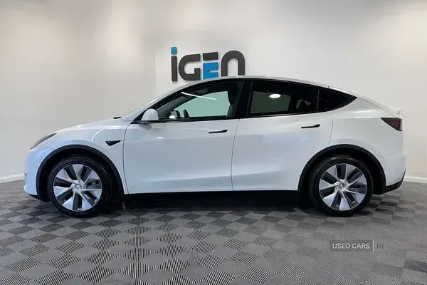 Używany Tesla Model Y Long Range AWD 378 kW (514 KM) 2022 Biały SUV