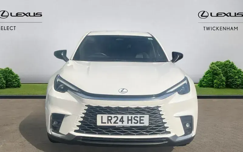 Used Lexus LBX 136 HP (100 kW) 2026 SUV