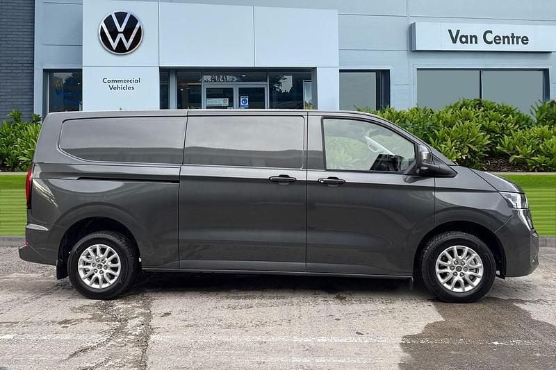 New VW Transporter Pro 148 HP (108 kW) 2025 Grey Van