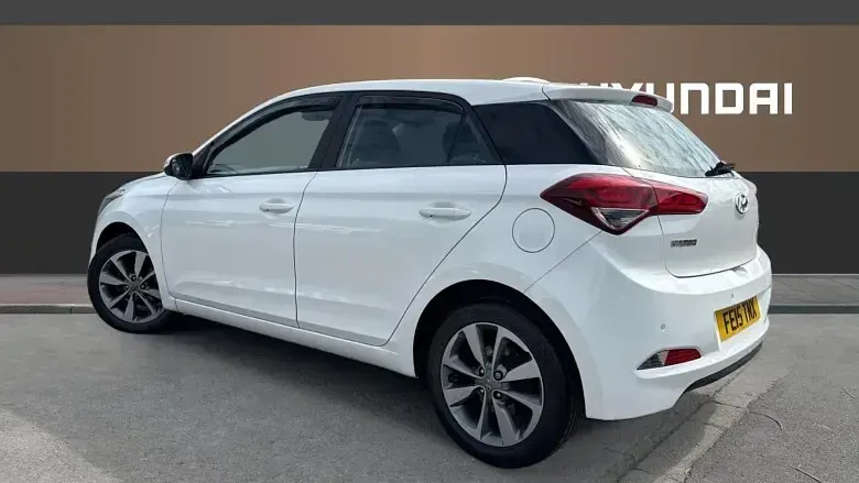 Używany Hyundai i20 SE 84 KM (61 kW) 2015 Hatchback