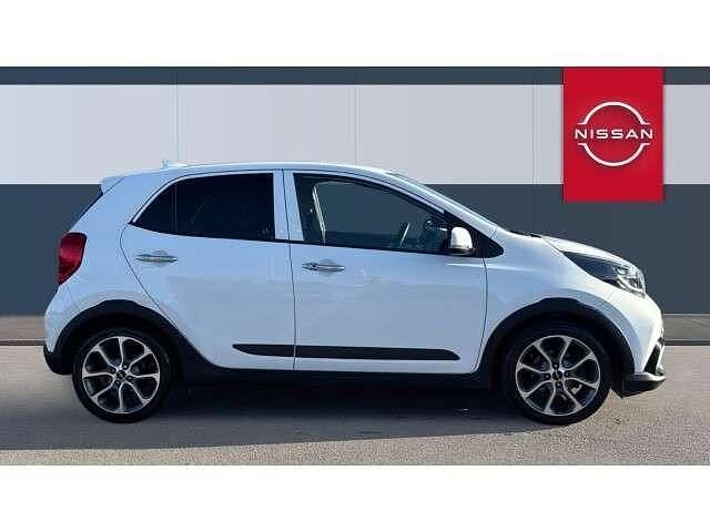 Used Kia Picanto X-Line 66 HP (48 kW) 2023 White Hatchback