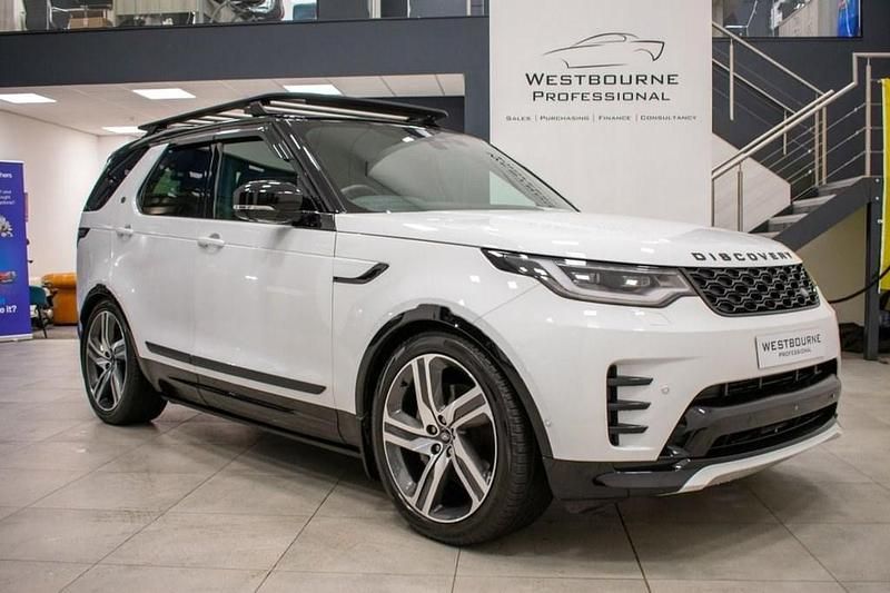 White Used 2023 Land Rover Discovery 5 HSE Dynamic SUV | £49,980 (A bit pricey) - Image 1/3