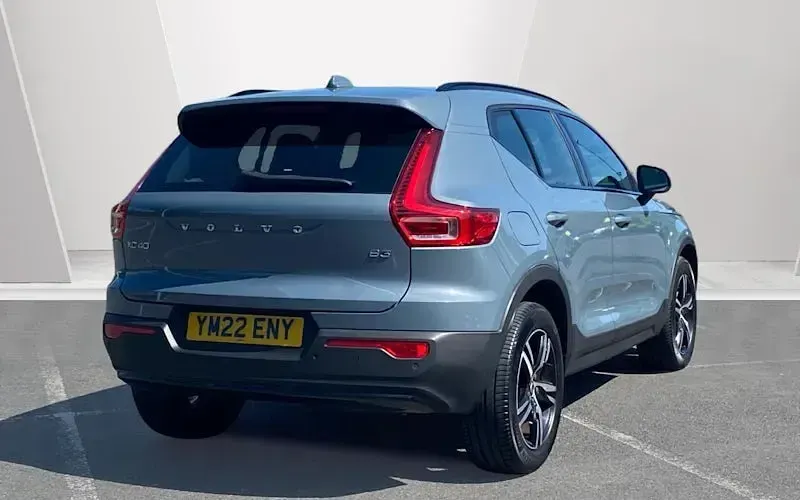 Used Volvo XC40 Plus 163 HP (119 kW) 2026 SUV