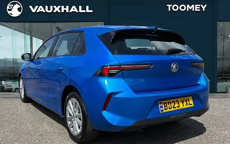 Used Vauxhall Astra Design Edition 131 HP (96 kW) 2025 Hatchback