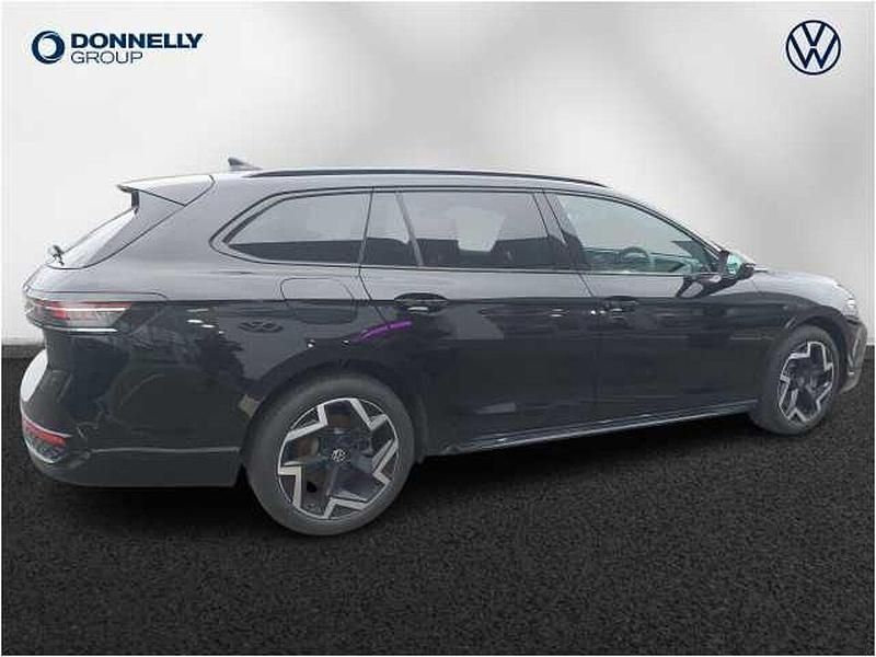 Used VW Passat 204 HP (150 kW) 2025 Estate