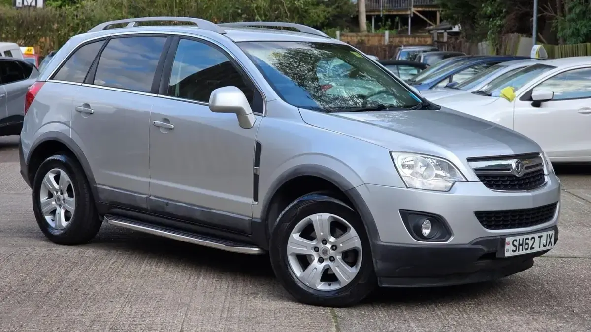 Begagnad Vauxhall Antara S 163 HK (119 kW) 2012 Silver SUV