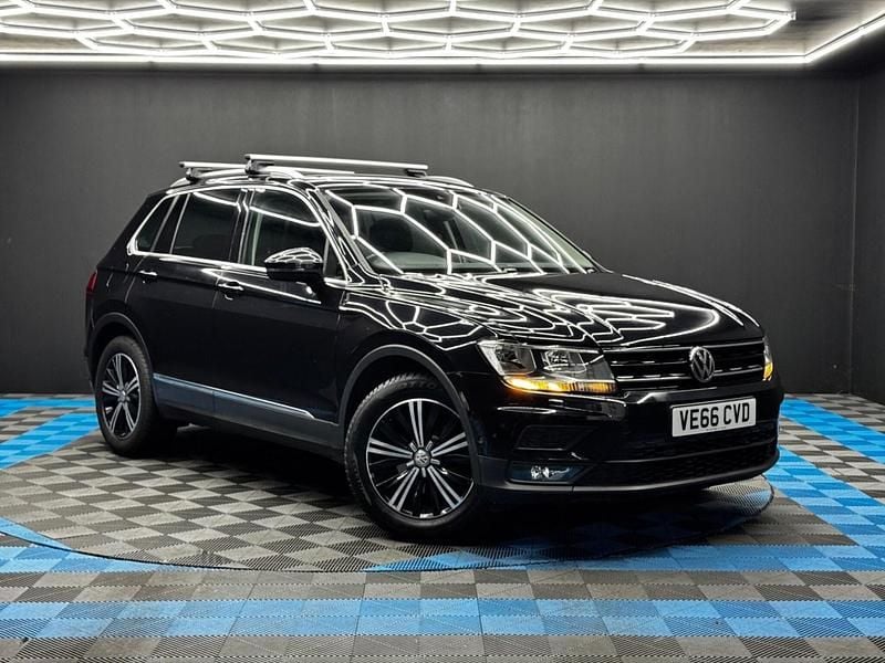 Black Used 2016 VW Tiguan SE SUV | £8,790 (Expensive) - Image 1/4