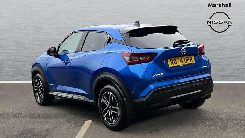 Used Nissan Juke N-Connecta 143 HP (105 kW) 2024 Magnetic blue  SUV