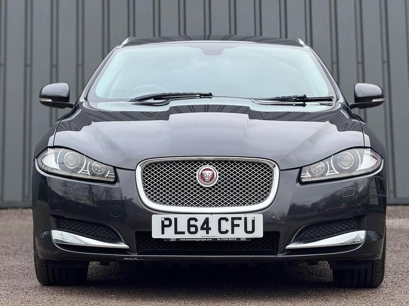 Used Jaguar XF Sportbrake Premium Luxury 200 HP (147 kW) 2014 Grey Estate