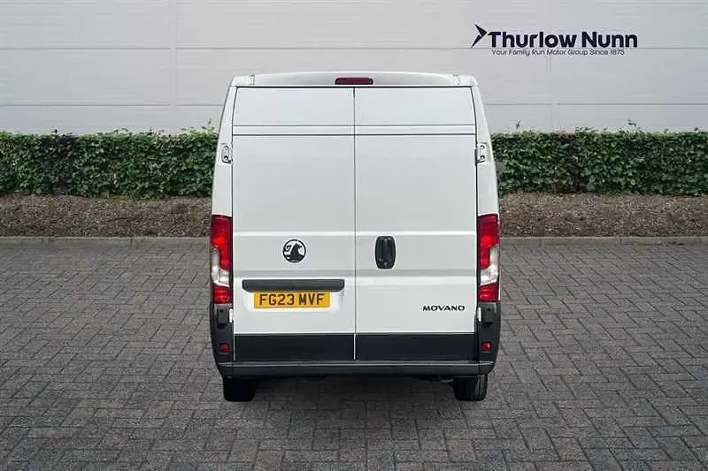 Usado Vauxhall Movano Edition 140 CV (102 kW) 2023 Blanco