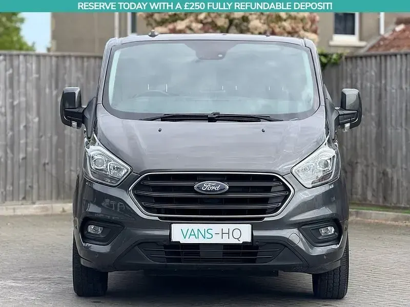 Usado Ford Transit Custom Limited 130 HP (95 kW) 2022 Cinzento Van