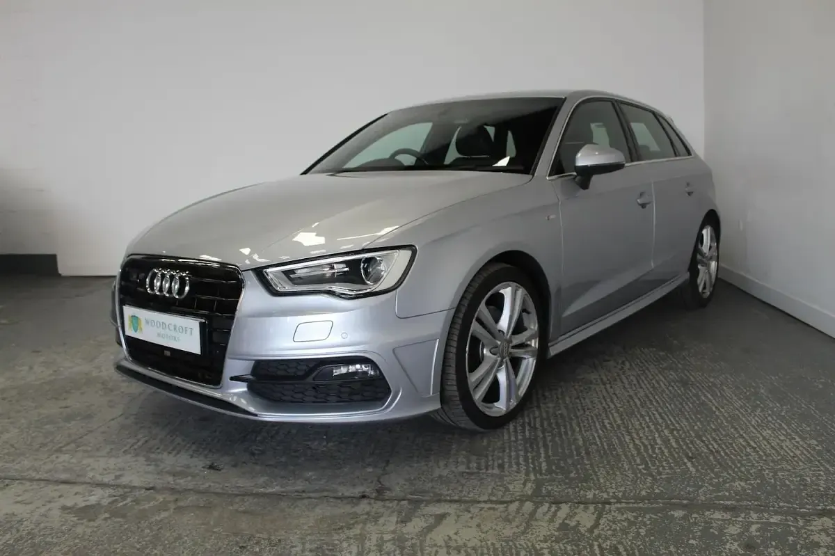 Used Audi A3 Sportback S-Line 180 HP (132 kW) 2015 Silver Hatchback