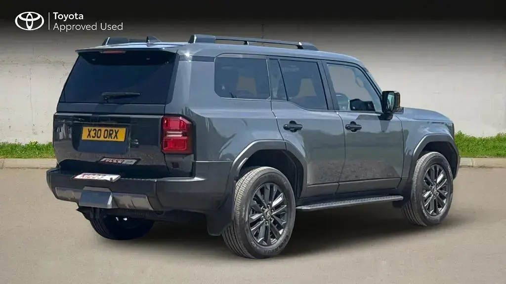 Used Toyota Land Cruiser 204 HP (150 kW) 2025 Grey SUV