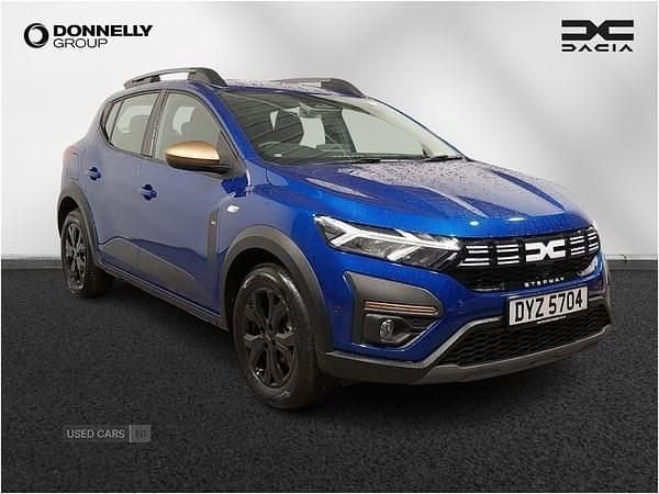 Blue New 2025 Dacia Sandero Extreme Hatchback | £17,485 (Good price) - Image 1/4