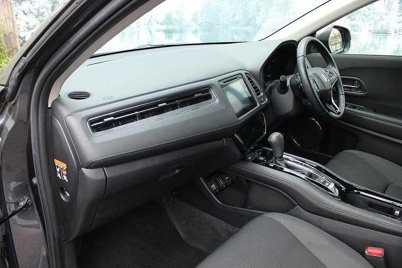 Second-hand Honda HR-V SE 182 CP (133 kW) 2019 Gri SUV