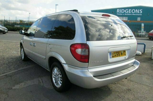 Used Chrysler Voyager 148 HP (108 kW) 2005 MPV
