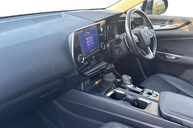 Used Lexus NX350h 242 HP (177 kW) 2022 Blue SUV