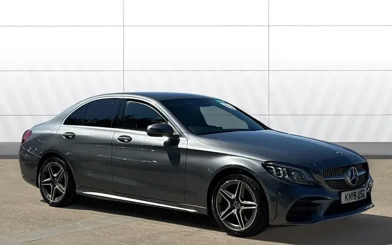 Used Mercedes C300 AMG Line Premium 245 HP (180 kW) 2019 Sedan