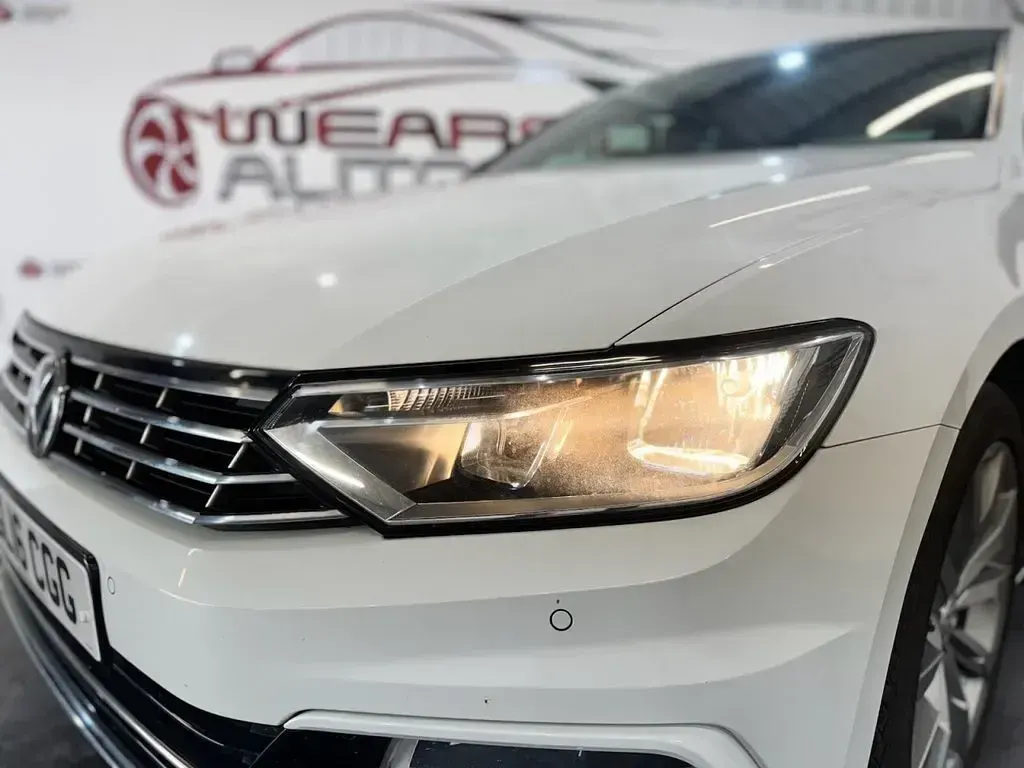 Used VW Passat R-line 190 HP (139 kW) 2016 White Sedan