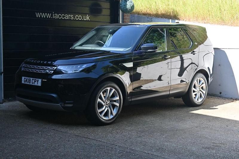 Black Used 2018 Land Rover Discovery 5 HSE SUV | £25,995 (Super price) - Image 1/4