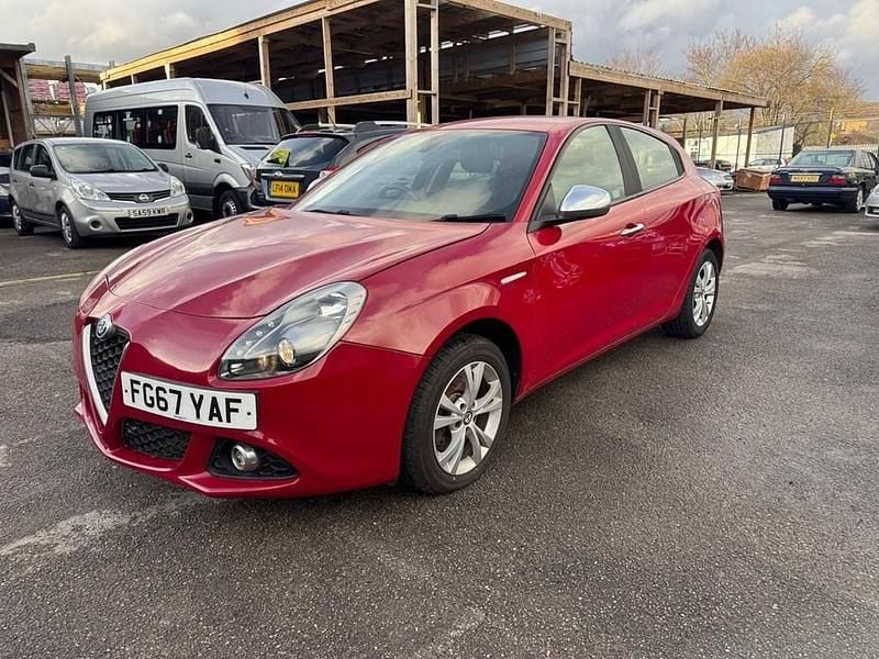Used Alfa Romeo Giulietta Super 2017 Red Hatchback